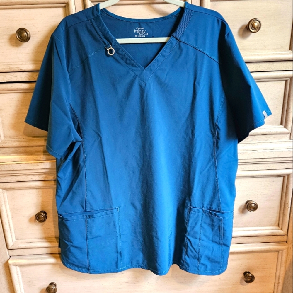 Cherokee Infinity scrub top